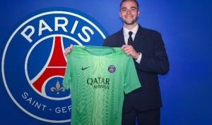 纳赛尔：舍瓦利耶是法国和欧洲最佳门将之一，欢迎加入巴黎大家庭