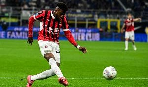 百家乐官网-斯基拉：贝西克塔斯询问了埃默森的情况，球员不在米兰计划中