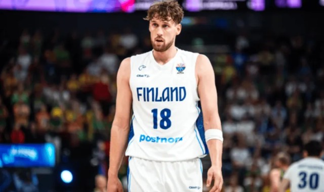 百家乐官网-发挥出色！詹图宁全场12中7，得到19分5篮板2助攻1抢断