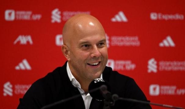 官方网站-斯洛特：等到赛季末，我们会明白这场胜利的含金量