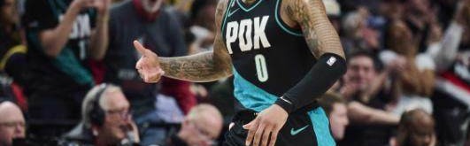 百家乐官网-利拉德将与开拓者展开对话？表哥无意带队经历重建